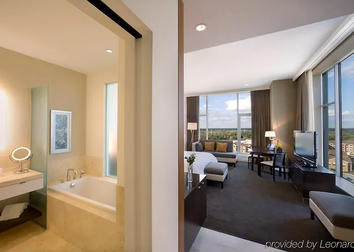 Arista Hotel Naperville
