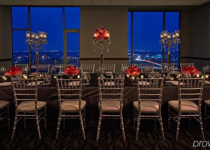 Arista 4* Naperville
